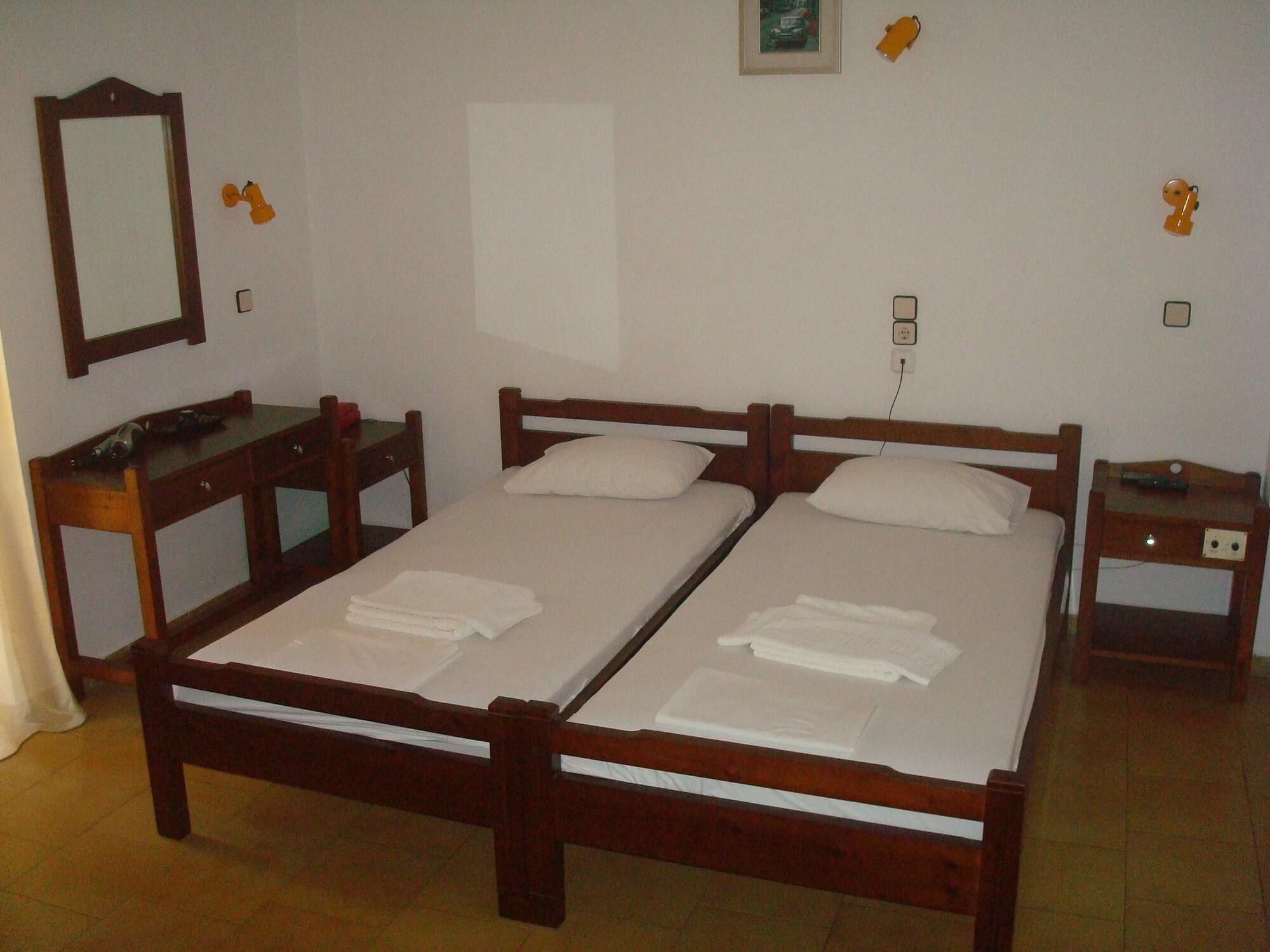 Hotel Aghas Paleochora Kültér fotó