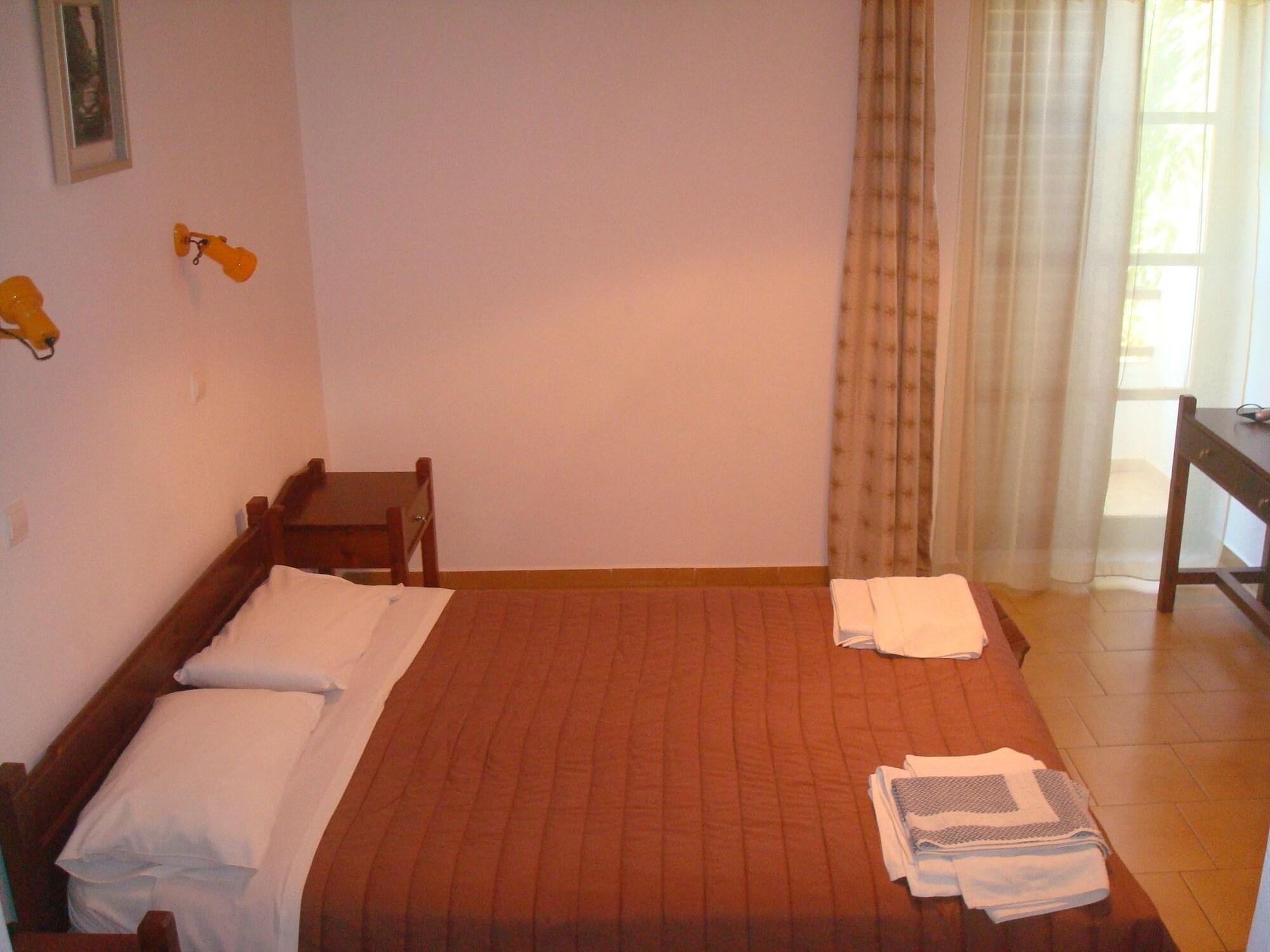 Hotel Aghas Paleochora Kültér fotó